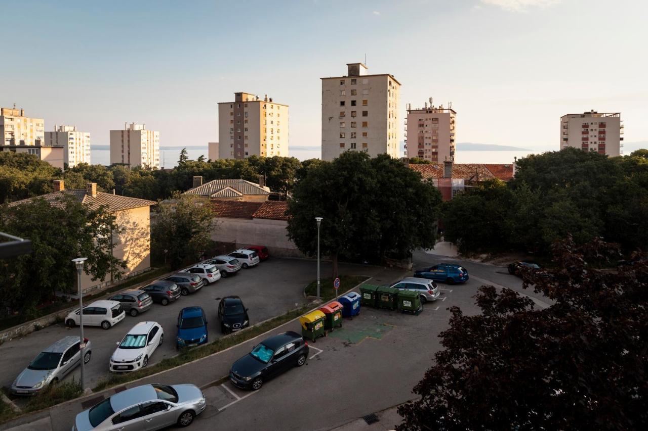 Paha-Paha Modern Apartment With Sea View, Fast Wi-Fi, And Free Parking! Fiume Esterno foto