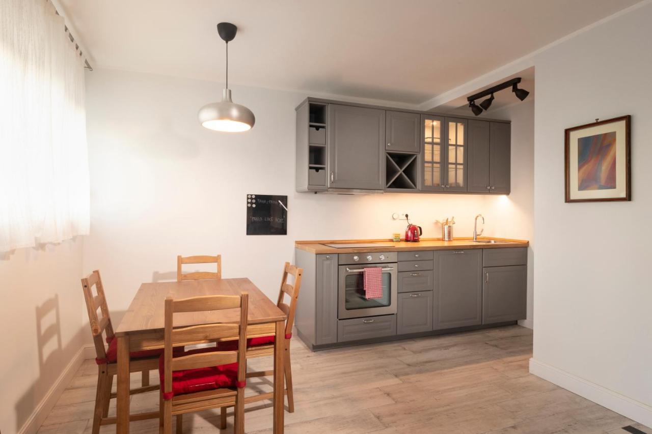 Paha-Paha Modern Apartment With Sea View, Fast Wi-Fi, And Free Parking! Fiume Esterno foto