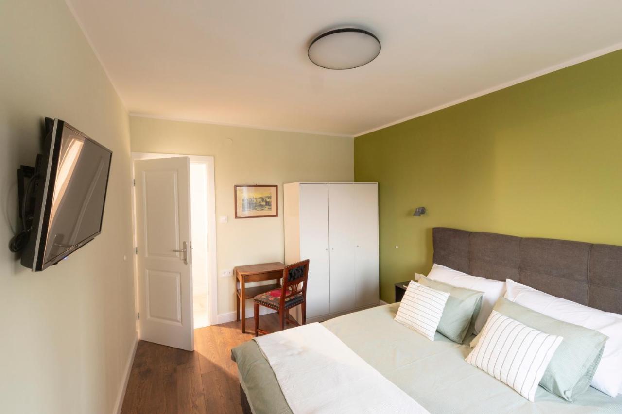 Paha-Paha Modern Apartment With Sea View, Fast Wi-Fi, And Free Parking! Fiume Esterno foto
