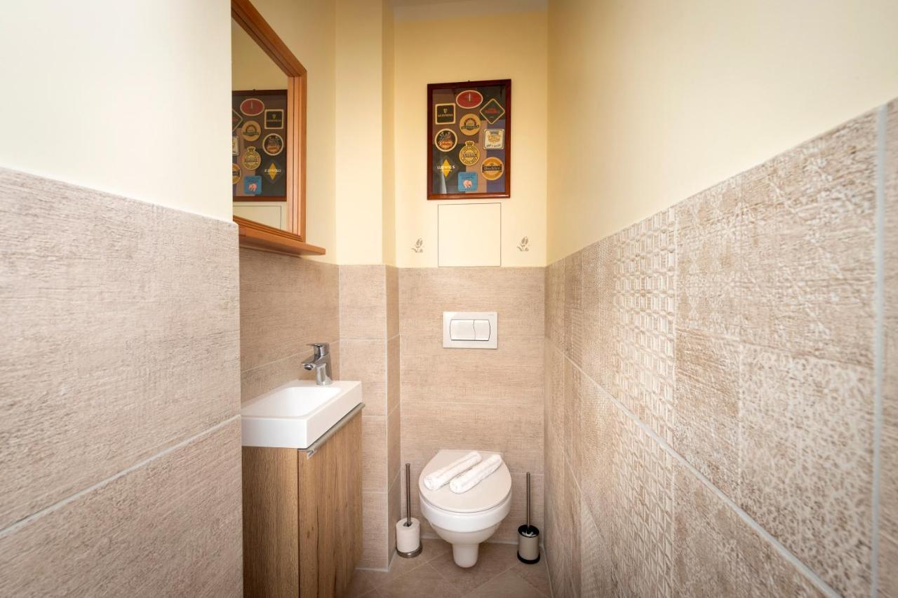 Paha-Paha Modern Apartment With Sea View, Fast Wi-Fi, And Free Parking! Fiume Esterno foto